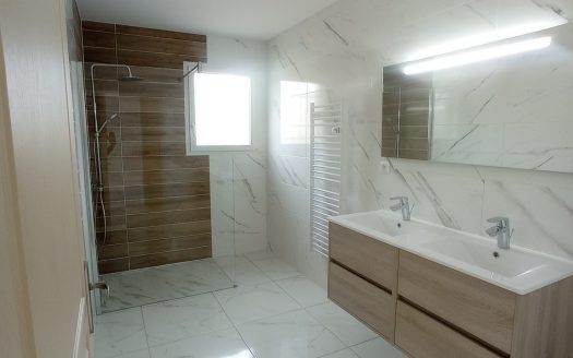 Maison Neuve proche commodités